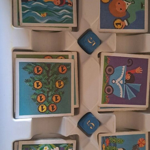 Children's educational puzzle game in very good condition