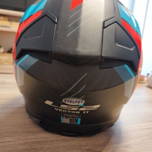 LS2 Vector II Carbon Motorcycle Helmet XL 61-62 Like New