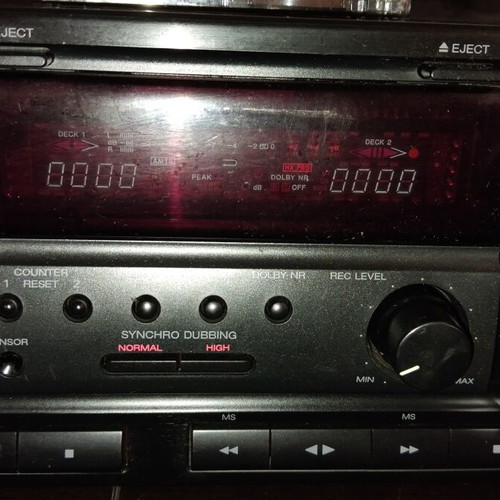 Aiwa AD-WX727 stereo cassette deck used with remote