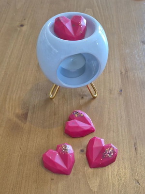 Aromatherapy set with 6 heart-shaped plant wax melts and scent choice, new