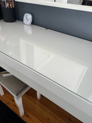 IKEA bedroom vanity new