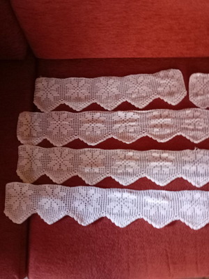 Handmade crochet lace, like new, set of five pieces