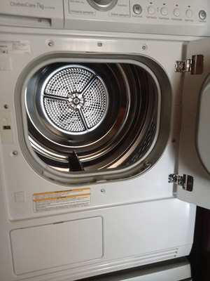 Στεγνωτήριο ρούχων LG Clothes Care 7kg σαν καινούργιο