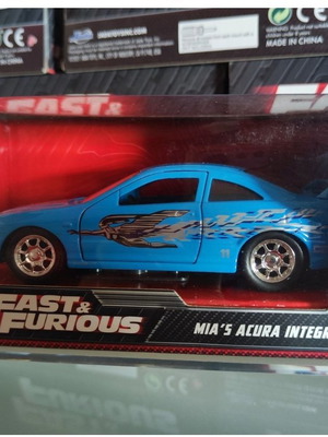 Fast & Furious Die-Cast Mia's Acura Integra 1:32 scale like new