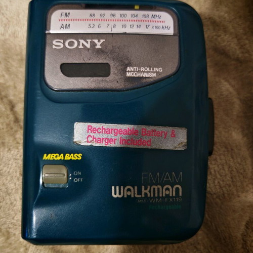 Sony Walkman WM-FX119 used functional with headphones