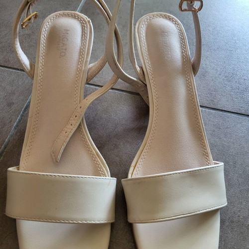 Migato beige sandals size 37 with elegant heel