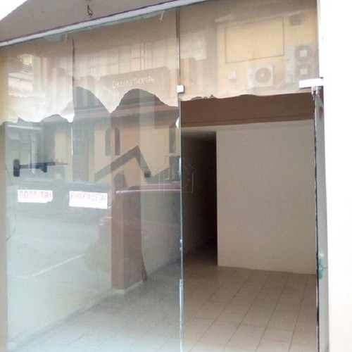 Commercial space 40 sqm in Giannitsa for professional use with mezzanine