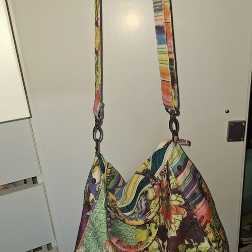 Desigual canvas handbag like new, multicolor