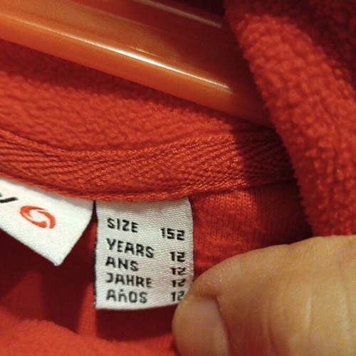 Etirel fleece shirt like new, red, size 152 cm