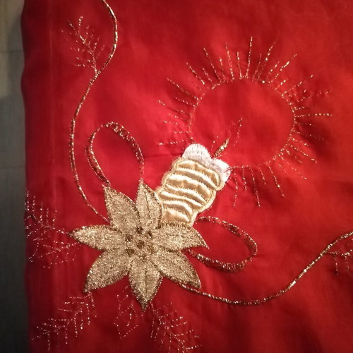 Christmas tablecloth like new 0.85 x 0.85 m