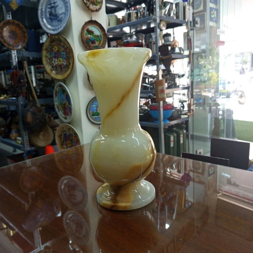 Marble vase new handmade, weight 2 kg