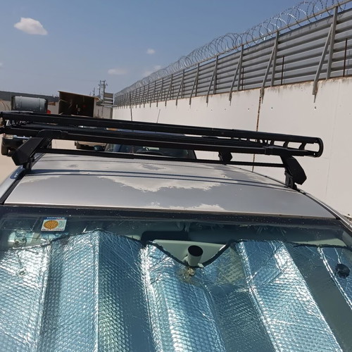 Hermes GS1 metal car roof rack used with keys and covers