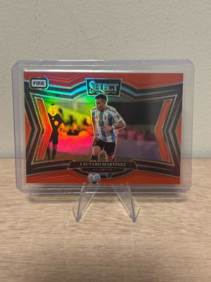 Lautaro Martinez Argentina Red Prizm Panini Select 2024-2025 new