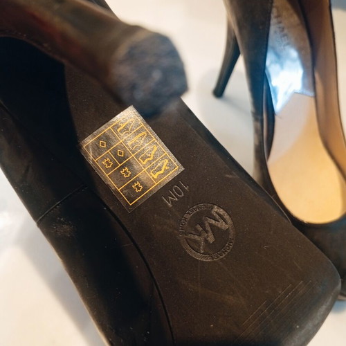 Michael Kors black peep-toe shoes size 40 like new