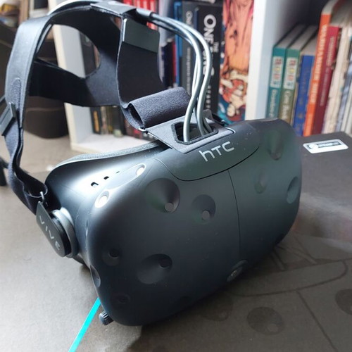 HTC Vive Virtual Reality Kit like new