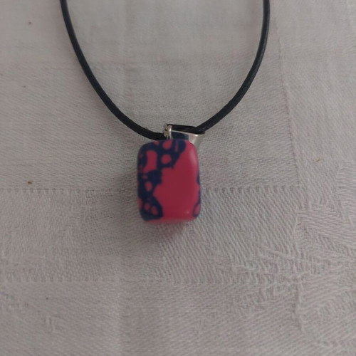 Necklace made of PU leather like new, black and pink, 45 cm + 5 cm extension