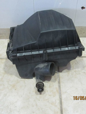 Opel Corsa C '00-'06 air filter box used