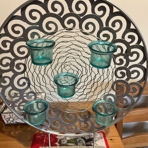 Metal decorative candle holder 5 tealight holders like new with glass cups