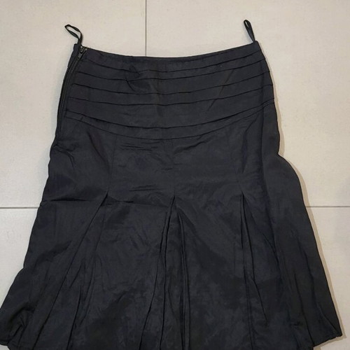 Black pleated skirt like new, cotton, unworn