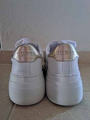 Guess athletic shoes like new, size 40, white