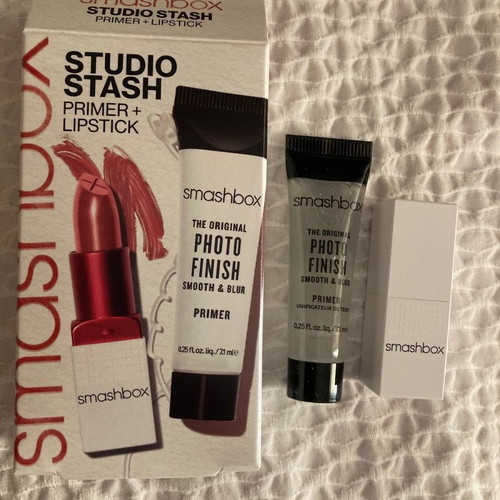 Mini set Smashbox new with Level Up lipstick and bestseller primer
