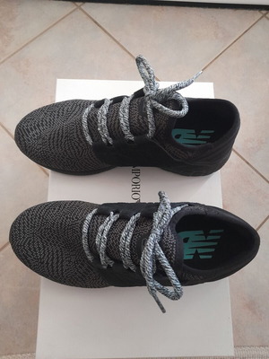 New Balance αντρικά αθλητικά sneakers καινούργια, νούμερο 42.5, μαύρο και γκρι