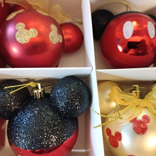 Set of 4 Disney Mickey and Friends Christmas balls new