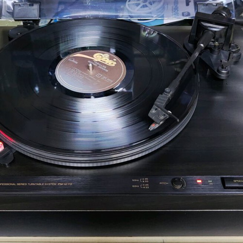 Sherwood PM-1270 turntable used with Ortofon