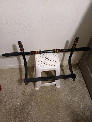 Pull-up Bar