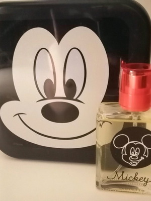 Disney Mickey Mouse children's cologne new with lunchbox