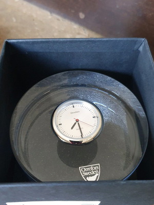 Orrefors Crystal Puck με ρολόι επιτραπέζιο καινούργιο