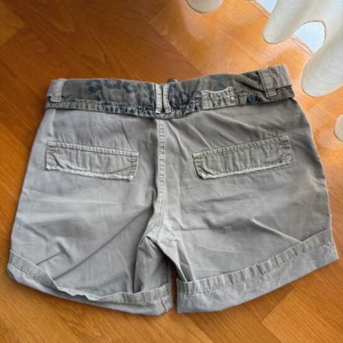 Bershka Khaki Shorts XS Like New