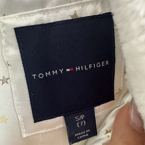 Tommy Hilfiger children's fur vest white size 7 like new