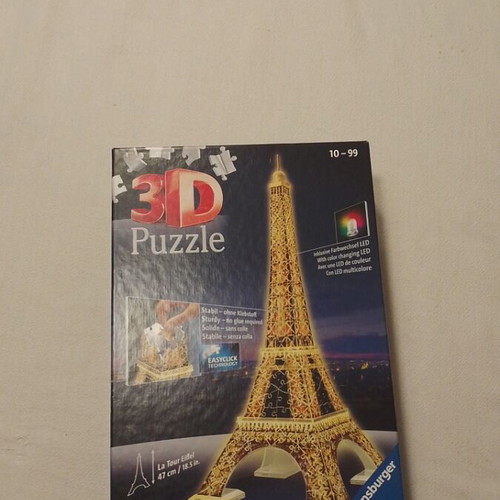 3D puzzle Eiffel Tower model