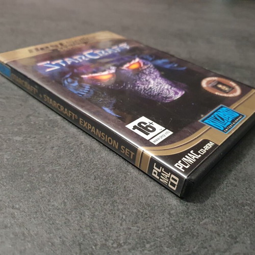 Starcraft PC game used, English version with manual