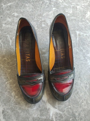 Παπούτσια γόβες Hispanitas από γνήσιο δέρμα, σαν καινούργιο, νούμερο 39, κόκκινο και πράσινο