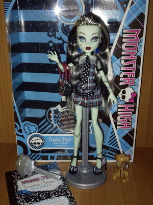 Mattel Monster High 2022 Creeproduction Wave 1 κούκλα Frankie Stein σαν καινούργια