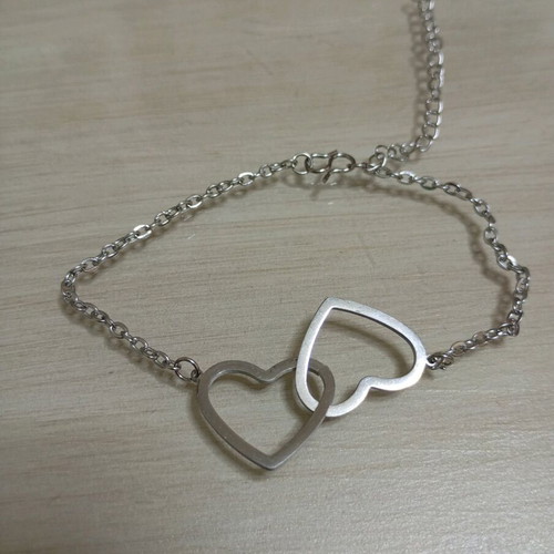 Steel chain bracelet adjustable like new, silver color