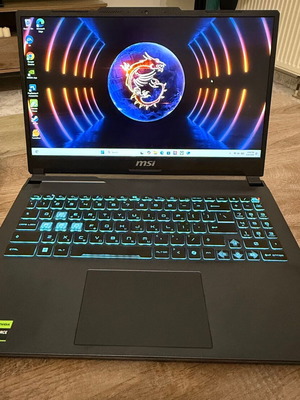 MSI Cyborg 15 A13UDX laptop σαν καινούργιο, Intel Core i5, RTX 3050, 16GB RAM