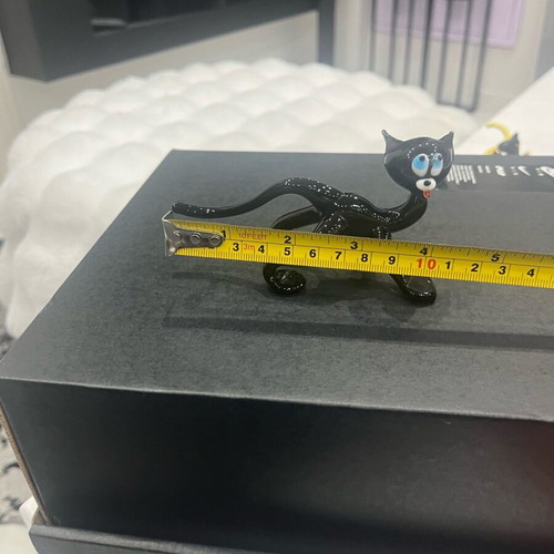 Glass cat miniature like new, handmade with details