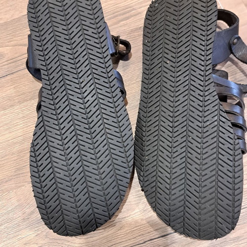 Ralph Harrison men's leather sandals like new, size 40, black