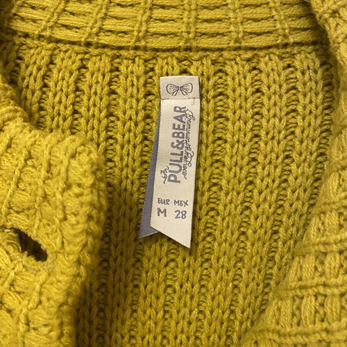 Pull&Bear wool mustard knit cardigan size M, like new