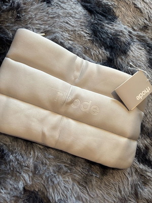 Rhode toiletry bag new with tag, luxurious, in gray and yellow