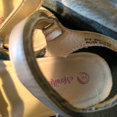 Girls' sandals used size 32