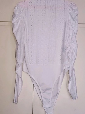 Women's blouse - bodysuit like new, white with gathers and perforated design