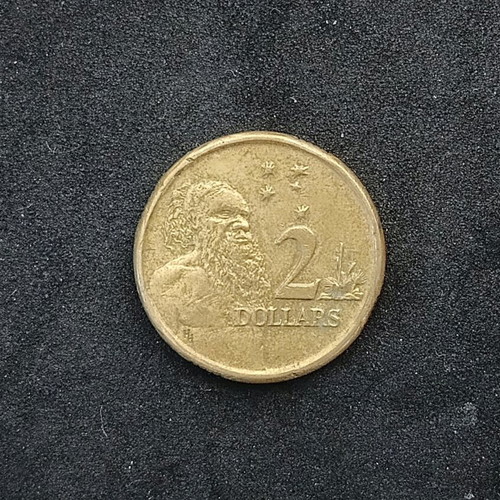 2 Australian dollars 1988 used with HH initials