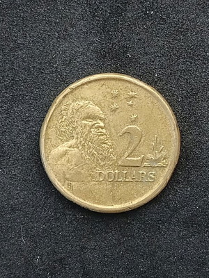 2 Australian dollars 1988 used with HH initials
