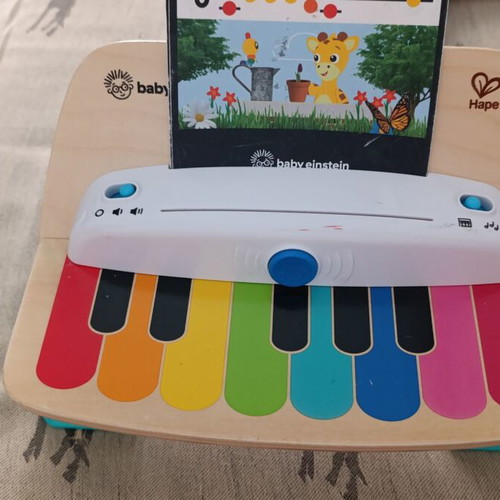 Einstein piano like new
