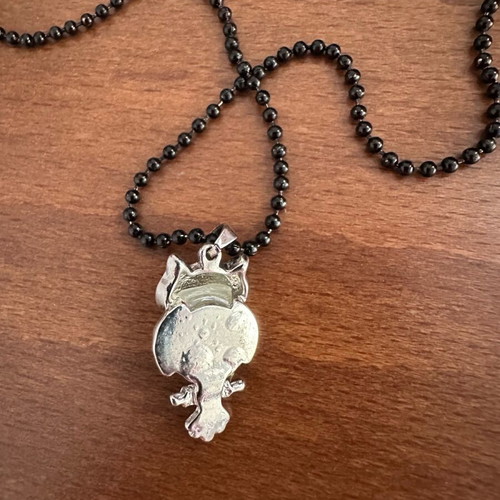 Owl necklace like new, multicolored