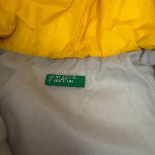 United Colors of Benetton kids coat XXS 2 years like new, yellow
